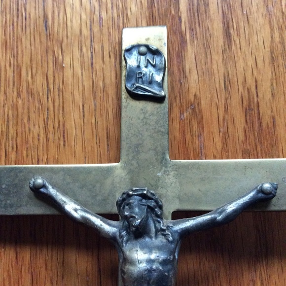 Vintage Church Altar Brass Crucifix - Picture 8 of 16